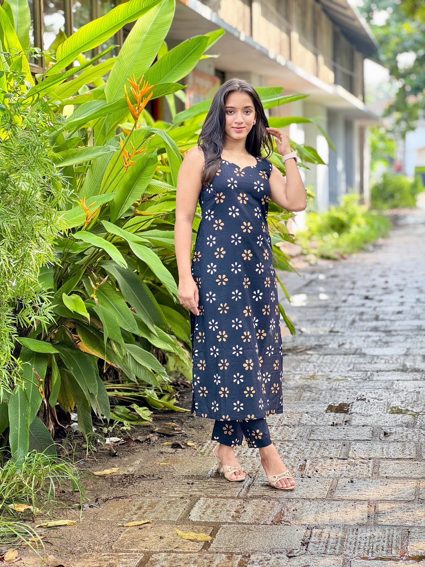 Black Floral Block Printed Kurta Pant Set