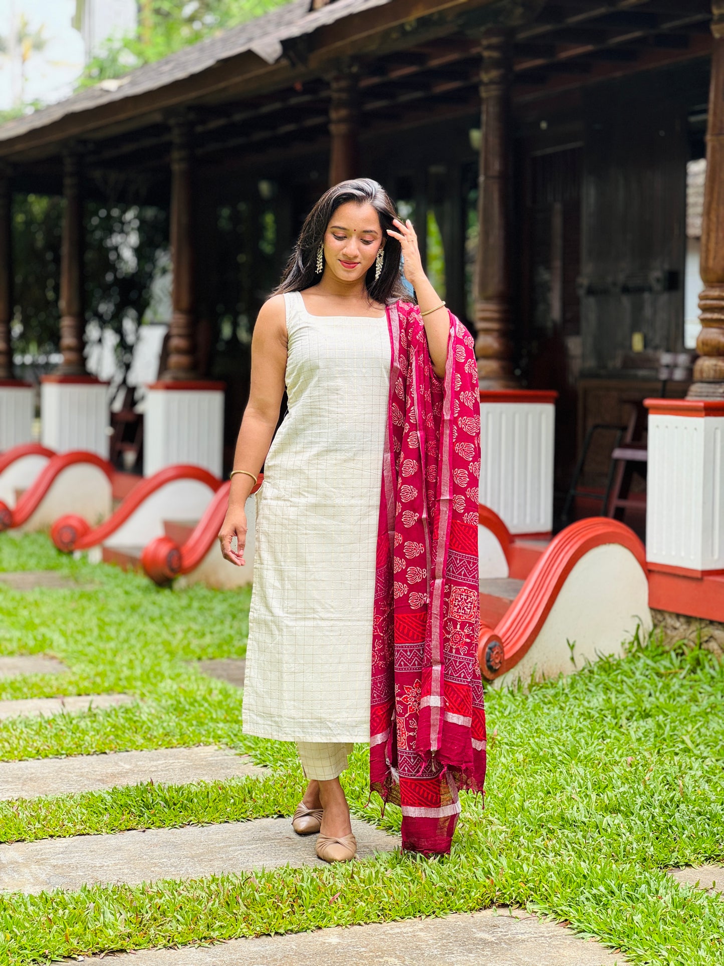 Off White Golden Checkered Kurta and Pant Set with Linen Block Printed Dupatta