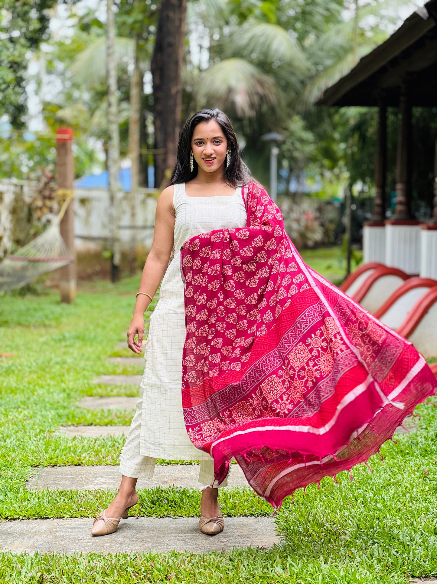 Off White Golden Checkered Kurta and Pant Set with Linen Block Printed Dupatta