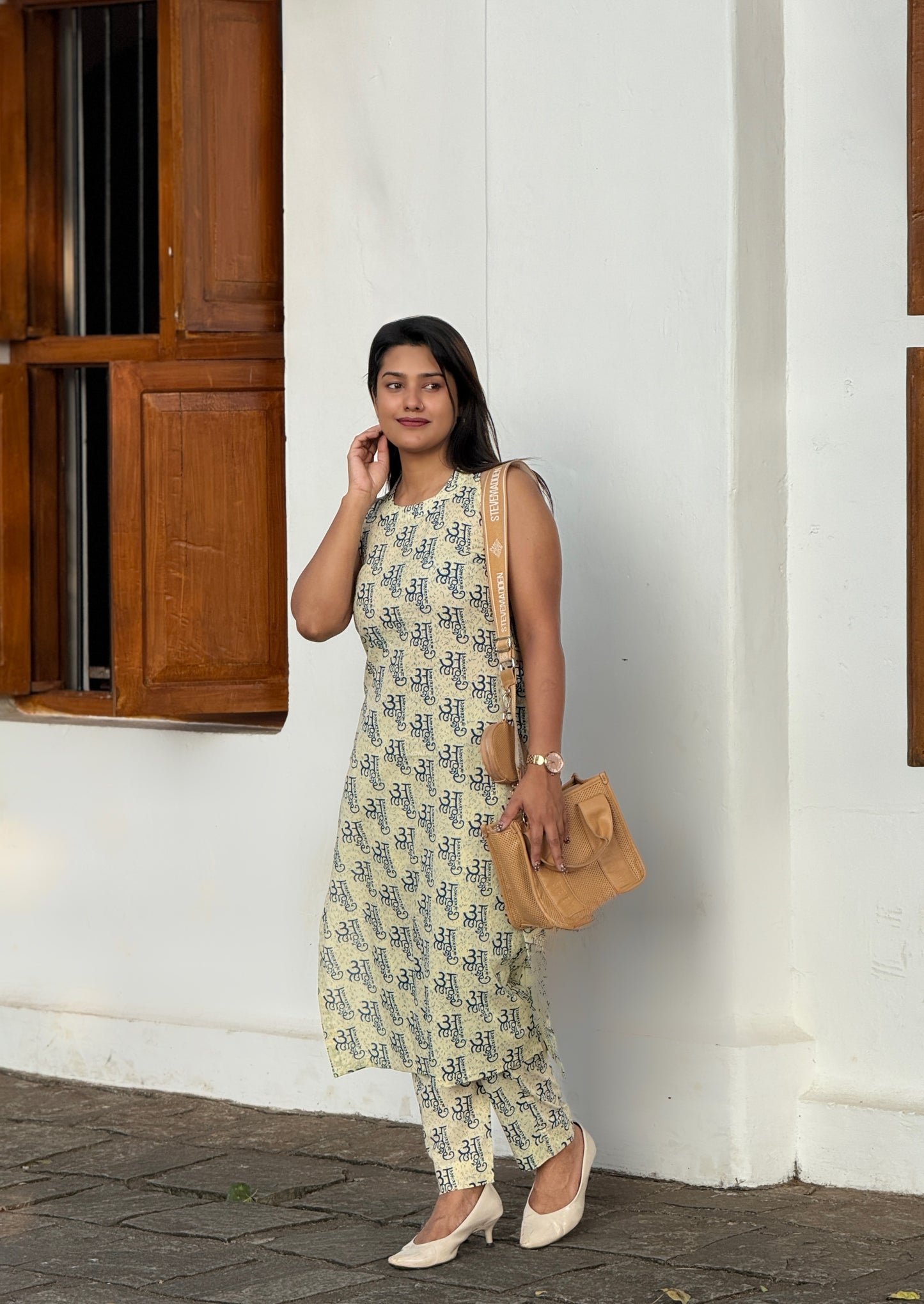 “Akshara”Coord Set