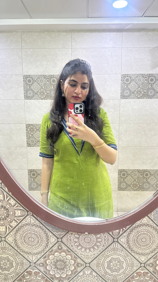 Green Slub Cotton Kurta With Blue Striped Pant