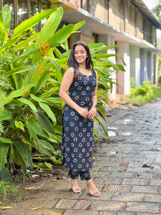 Black Floral Block Printed Kurta Pant Set