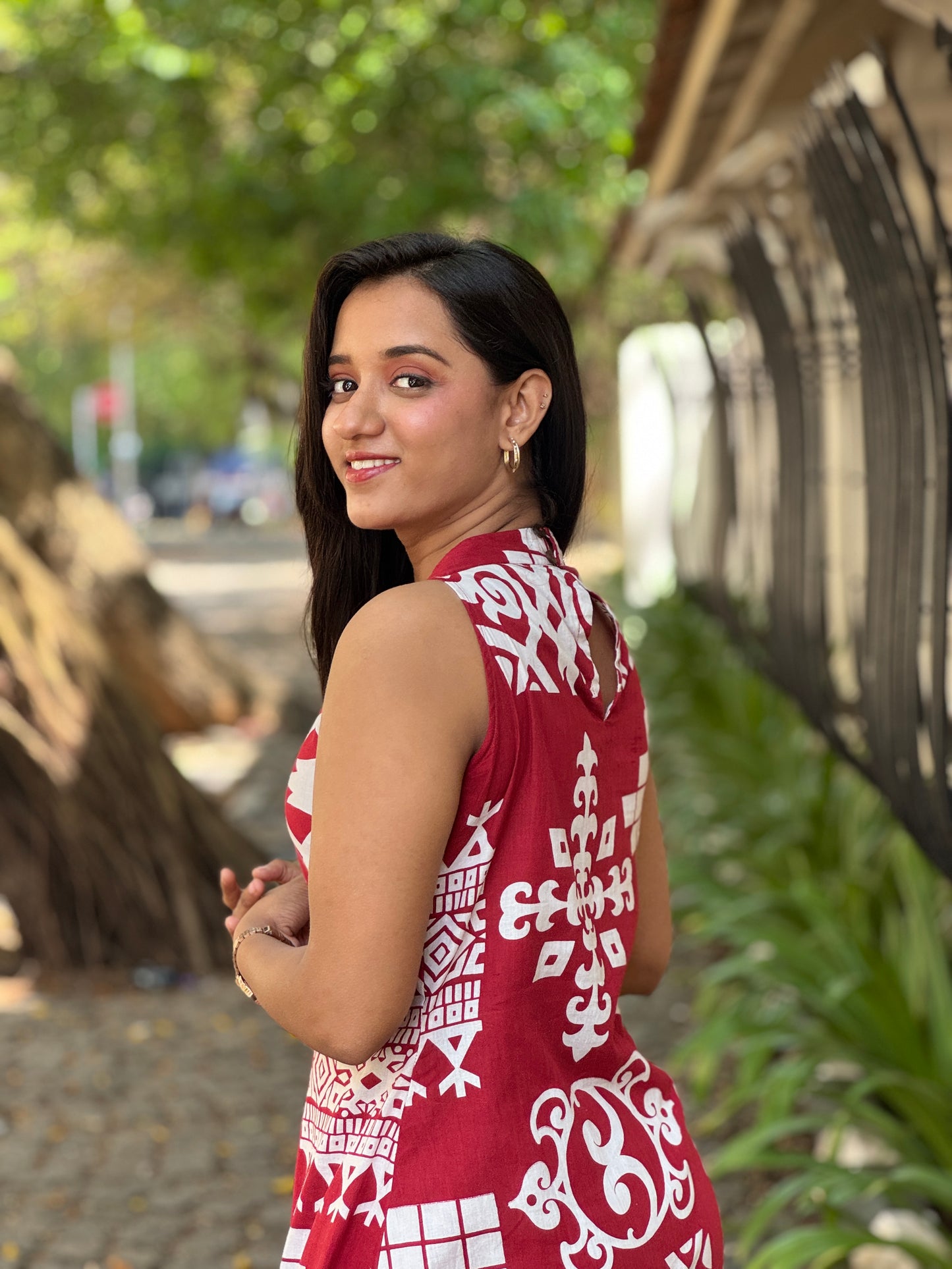 Red Abstract Print Kurta Pant Set