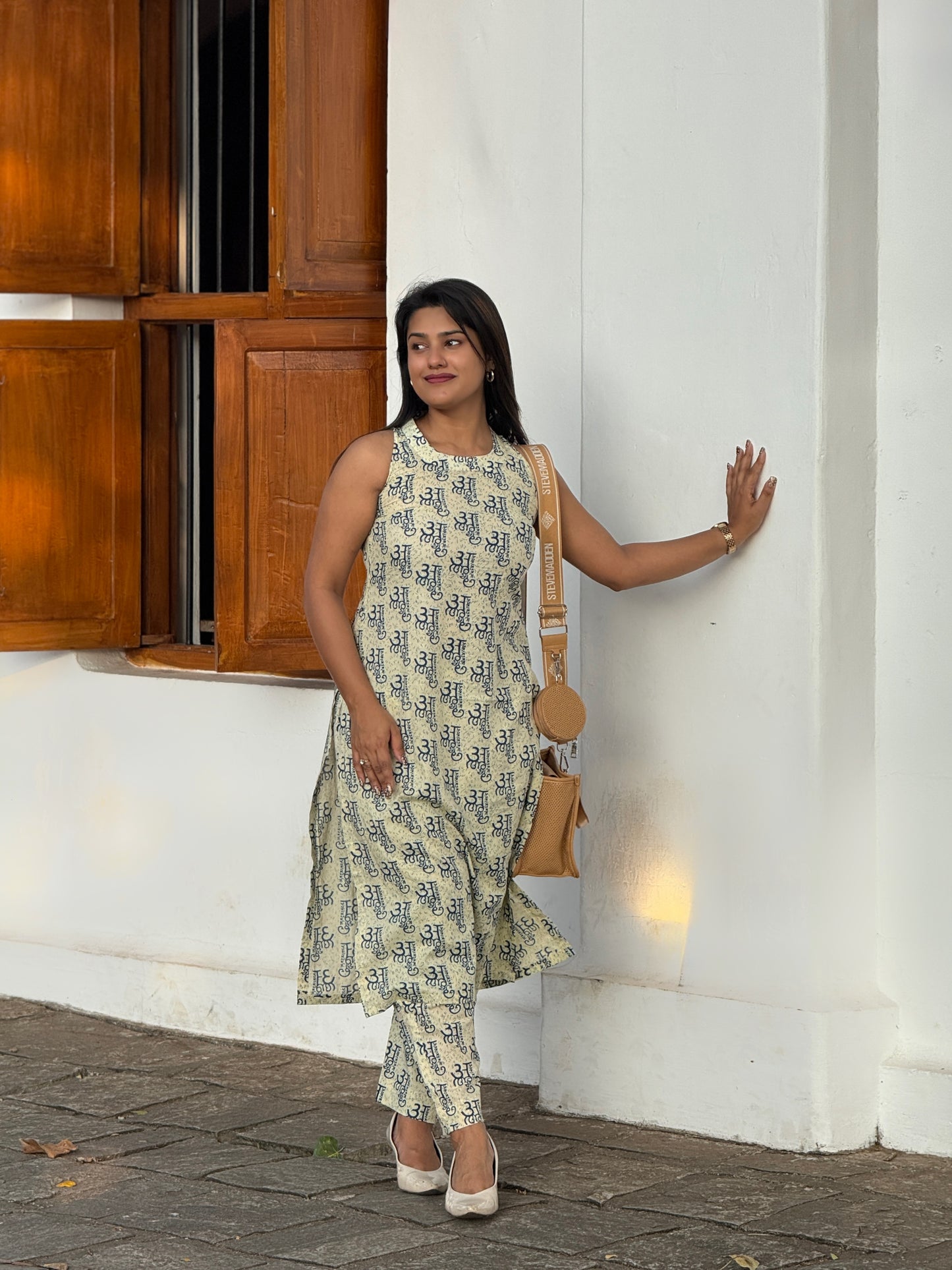 “Akshara”Coord Set