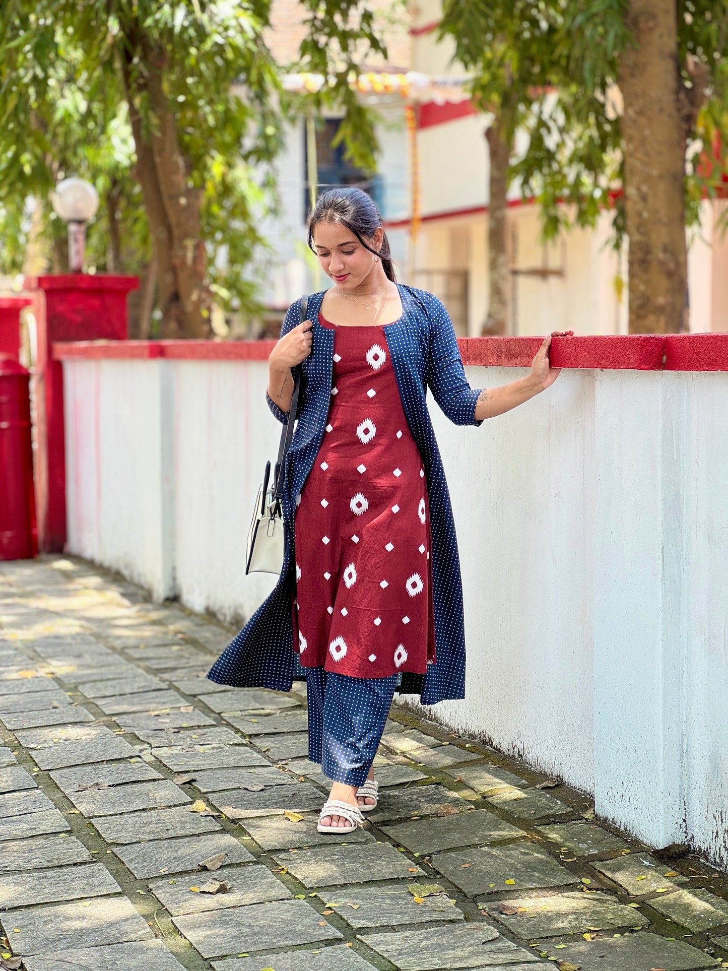 Blue Polka Shrug And Pant Set With Maroon Strap Sleeve Kurta